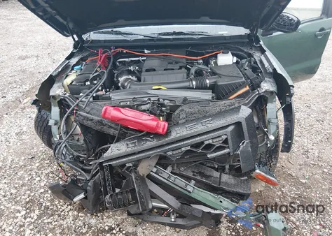 2024 Nissan Frontier Pro-4X 4X4 z USA, uszkodzony, nr VIN 1N6ED1EK5RN670988